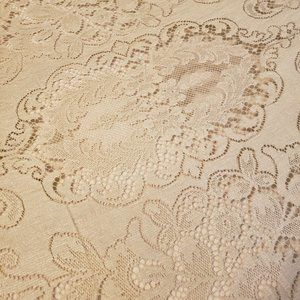 Vintage Quaker Lace Cloth